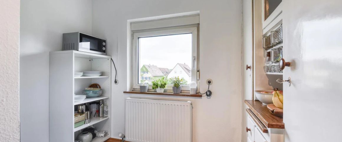 +++ Gemütlich im Dachgeschoss - Linoleumboden - ruhig & zentrumsnah - EBK- & Möbel-Übernahme möglich - inkl. Gartenanteil +++ - Foto 1