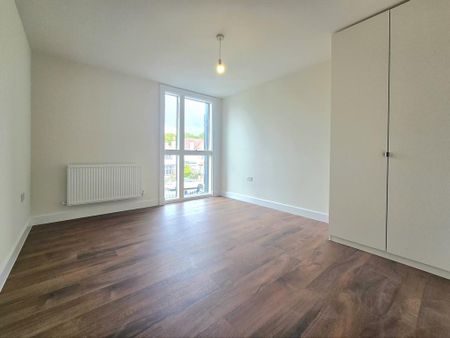 4 bedroom apartment to rent - Photo 5