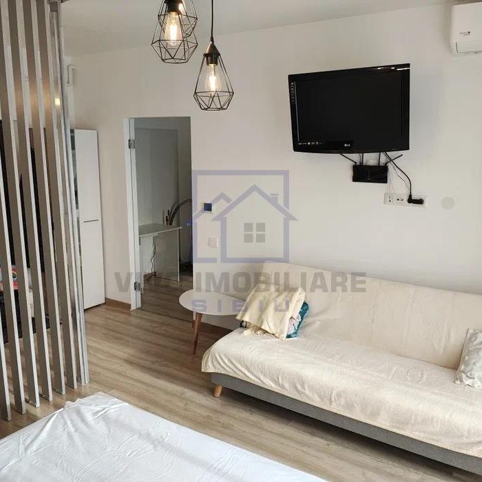 Apartament de inchiriat in Sibiu - etaj intermediar, balcon, parcare privata, zona Stefan cel Mare de inchiriat - Fotografie 1