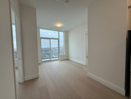 93 Arthur Street South 1406 - Photo 2