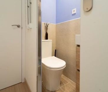 Carrer de la Lluna, Barcelona, Catalonia 08001 - Photo 5