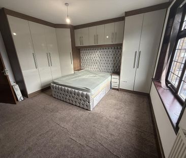 5 bedroom terraced house to rent - Photo 5