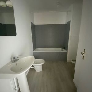 Appartement 1 pièce à Vandoeuvre-lès-Nancy - Photo 2