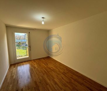 MAGNIFIQUE APPARTEMENT DE 3,5 PIÈCES AVEC VUE SUR LE LAC - Photo 4