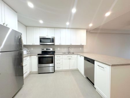 For Lease - 190 Clark Boulevard Unit# 1206, Brampton, Ontario - Photo 4