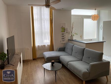 Location Appartement 3 pièces 74m² BORDEAUX 33300 - Photo 2