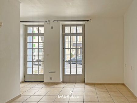 Location Appartement 2 pièces 42m² CHATEAURENARD 13160 - Photo 3