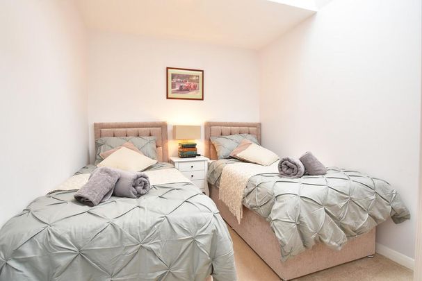 3 bedroom townhouse to rent - Photo 1