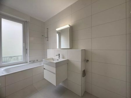 Appartement de 3 pièces entièrement rénové - Photo 5