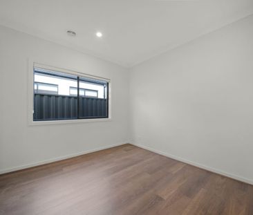 Beauty Family Home! - Photo 3