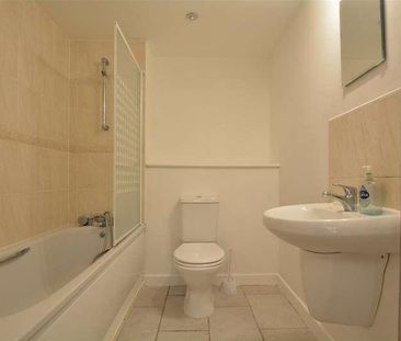 Richmond Hill Gate, Richmond Hill, BH2 - Photo 3