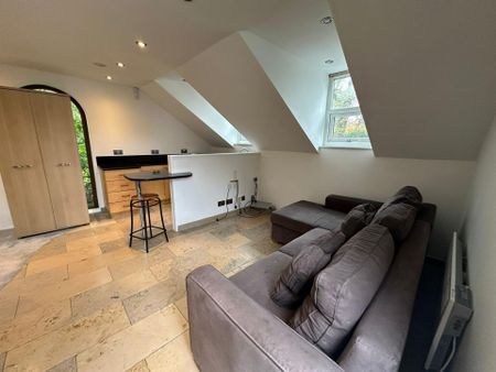 Monton Road, Salford - Photo 2