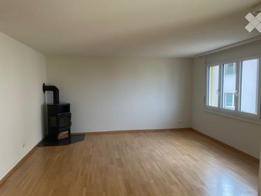 Grosszügige 3½-Zimmer-Wohnung in Winkel Rüti - Foto 1