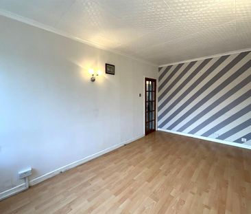 St. Christophers Flats, Hall Flat Lane, Doncaster - Photo 3