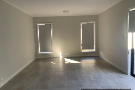 Lovely Three Bedroom home in the heart of the new sub-division of Eyre - Photo 3