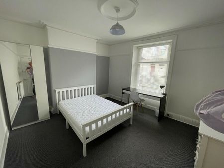 5 bedroom house share to rent - Photo 4