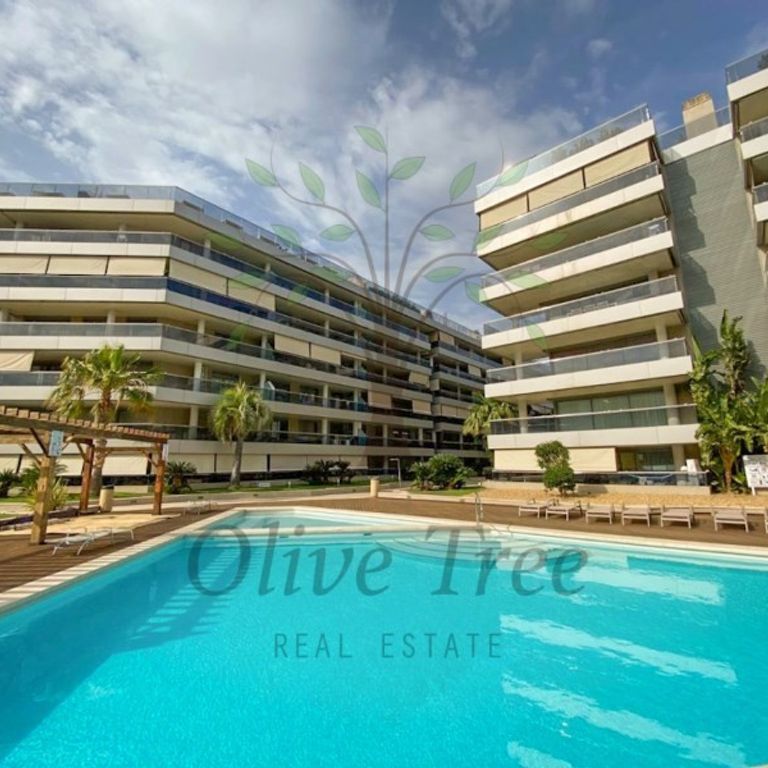 3 room luxury Apartment for rent in La Marina, Ibiza, Balearic Islands - Photo 1