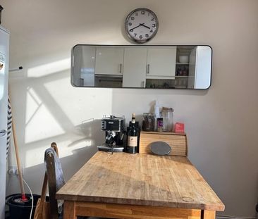 Room in a Shared House, Rhyl Street, NW5 - Photo 2