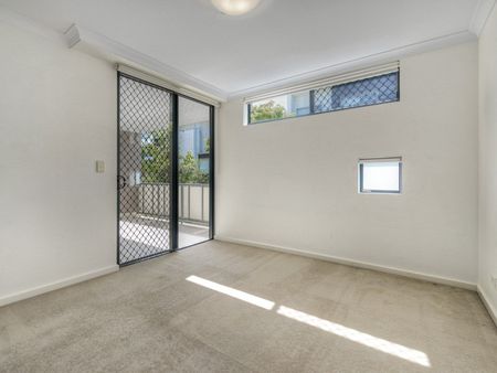 4 Brougham Street, Fairfield, QLD 4103 - Photo 5