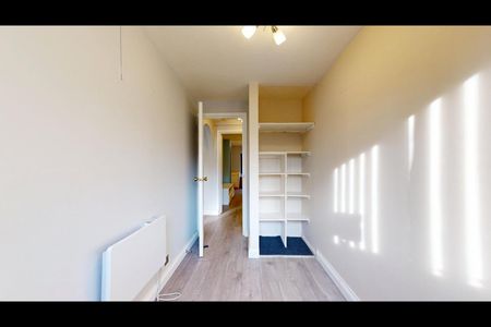2 Bed Flat, Harp Island Close, NW10 - Photo 5