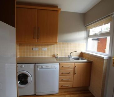 32 North Street, Ballinderry Upper, Lisburn, BT28 2ER - Photo 6