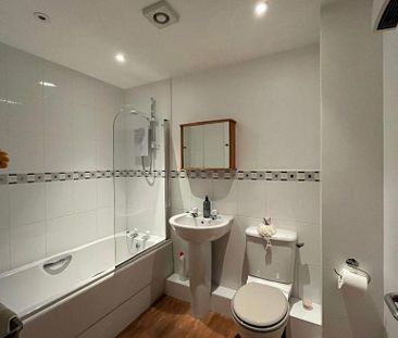 2 bedroom apartment to rent - Photo 6