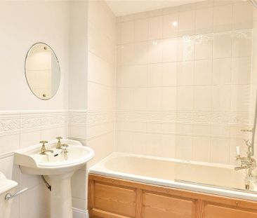 2 bedroom townhouse to rent - Photo 3