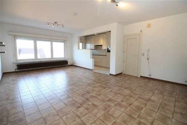 Appartement te huur - Photo 1