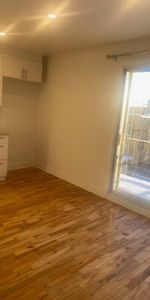 5 1/2 RENOVE - 3E ETAGE D'UNE 4-PLEX - MARS 2026 - Photo 3