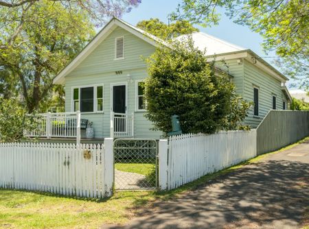 A New Home for the New Year! - Photo 5