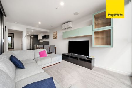 Furnished & Fabulous - 1 Bedroom Apartment in 'Midnight' - Photo 5