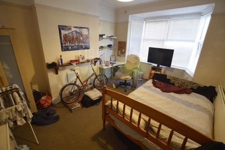 5 bedroom terraced house to rent - Photo 2