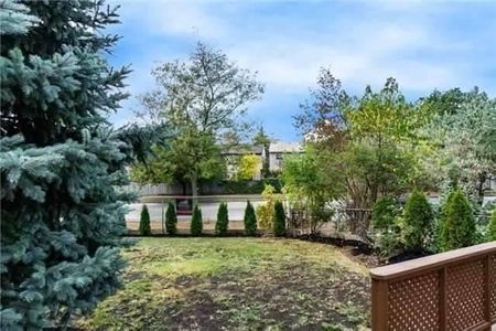 For Lease - 1534 Forestdale Court, Oakville, Ontario - Photo 2