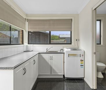 Share House - ROOM with own ensuite - Photo 6