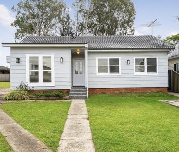 Renovated 3 Bedroom Home - Photo 1