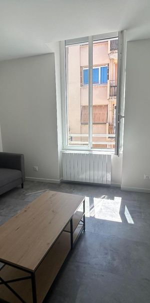 Location Appartement 2 pièces 30m² ST ETIENNE 42000 - Photo 1