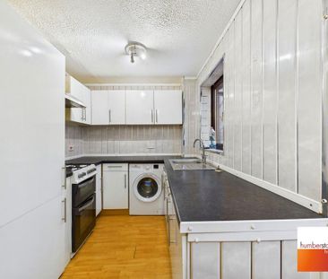 2 bedroom end of terrace house to rent - Photo 6