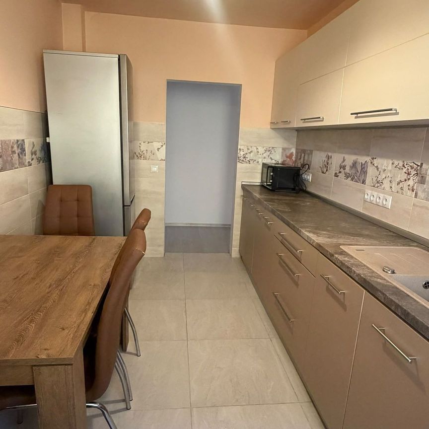 Apartament 2 camere | Zona Centrala | Loc de parcare privat - Fotografie 1