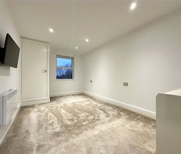 18, Gardenhurst, 45 Cardigan Road, Leeds, West Yorkshire, LS6 1WD - Photo 2