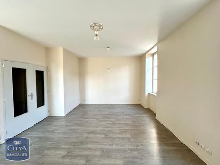 Location Appartement 4 pièces 79m² BOURG EN BRESSE 01000 - Photo 4