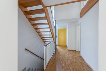 Votre nouvelle maison sur deux étages avec un beau jardin - Photo 3