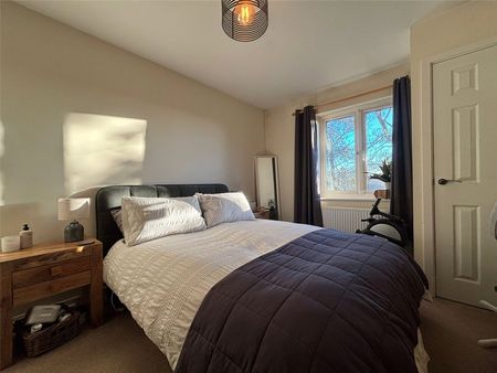 Centrifuge Way, Farnborough, GU14 - Photo 4