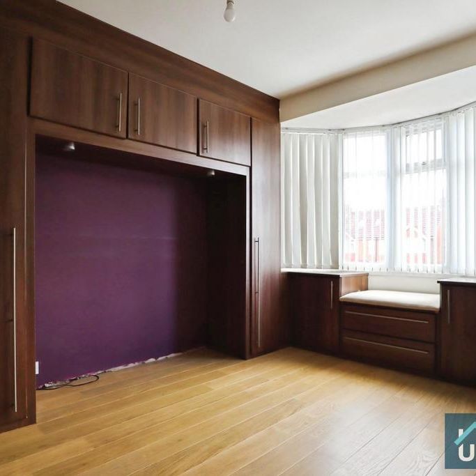3 bedroom end of terrace house to rent - Photo 1