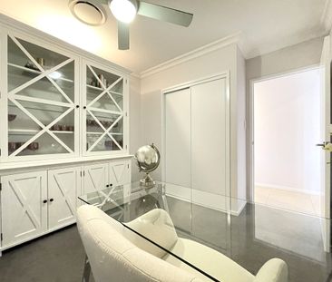 Stunning Modern Family Home with Ducted Air Conditioning - Photo 4