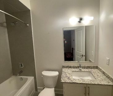 For Lease - 8 Kent Matthew Street Unit# Basement Apt, Richmond Hill... - Photo 4