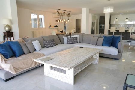 Casa o chalet de alquiler en Luis Mazantini-nva Andalu, 4, Nueva Andalucía centro - Photo 3