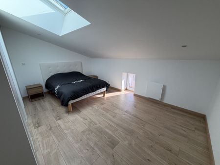 Location Maison 4 pièces 93m² ST PAUL DE VARAX 01240 - Photo 4