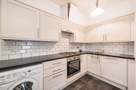 Nevern Square, Earls Court, SW5, London - Photo 5