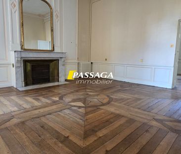 Location Appartement 3 pièces 84m² - Photo 2