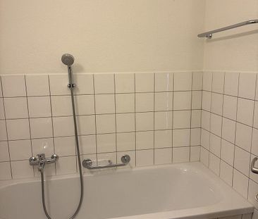 Grosszügige 3.5-Zimmerwohnung mit Seesicht - Photo 4